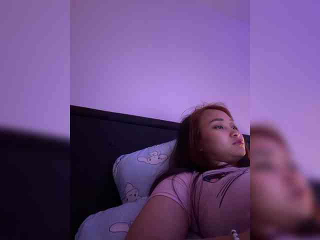 RozyElle webcam