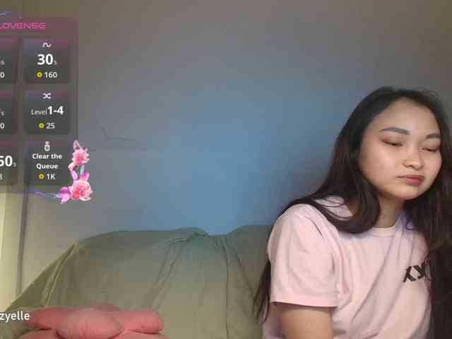 RozyElle webcam