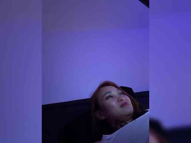 RozyElle webcam