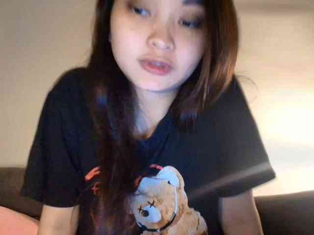 RozyElle webcam