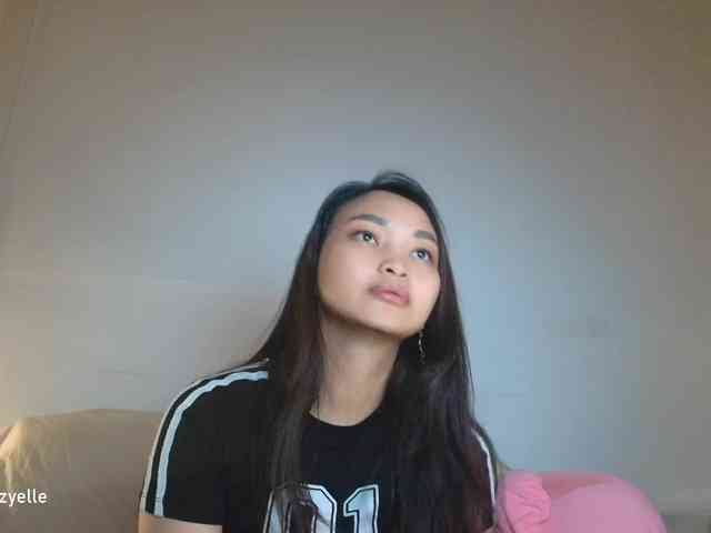 RozyElle webcam
