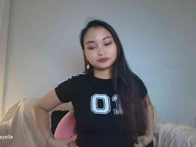 RozyElle webcam