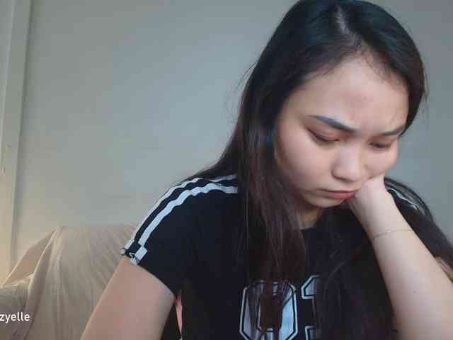 RozyElle webcam