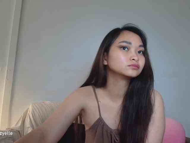 RozyElle webcam
