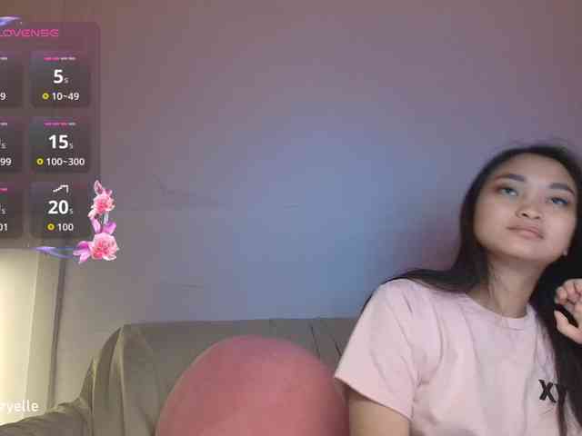 RozyElle webcam