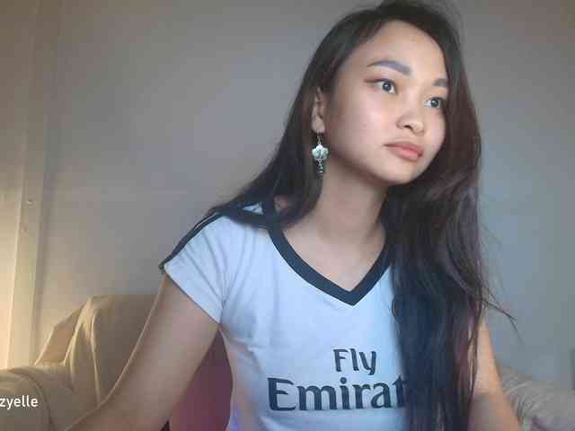 RozyElle webcam