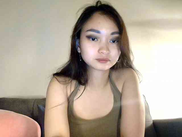 RozyElle webcam