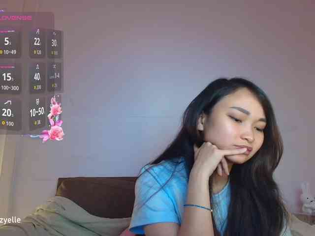RozyElle webcam