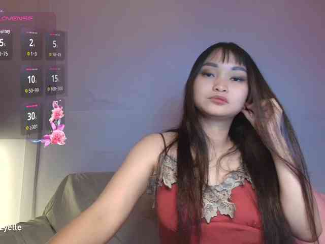 RozyElle webcam