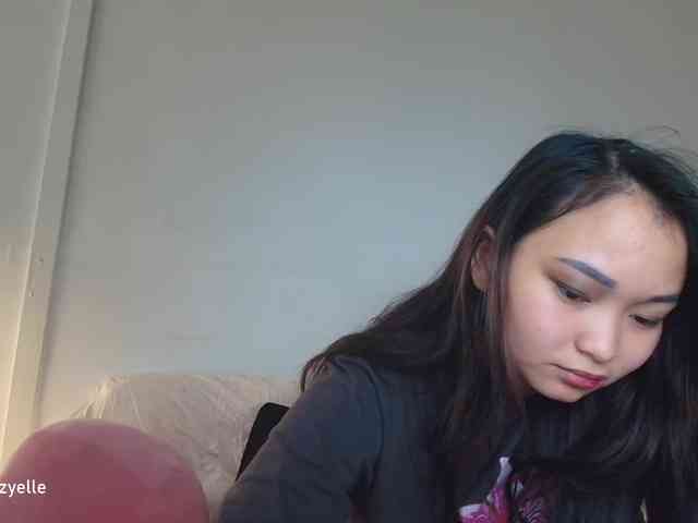 RozyElle webcam