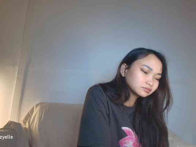 RozyElle webcam