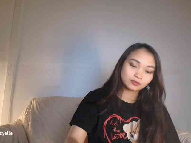 RozyElle webcam
