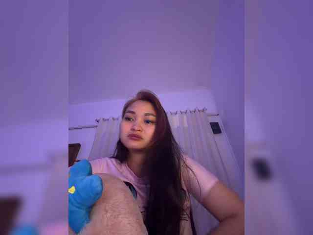 RozyElle webcam