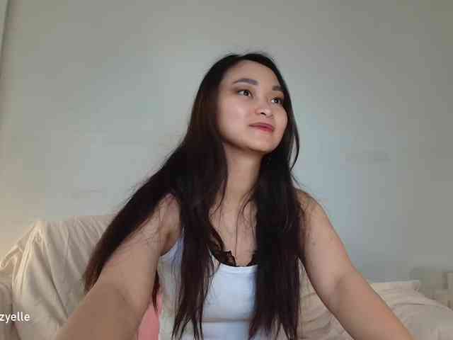 RozyElle webcam