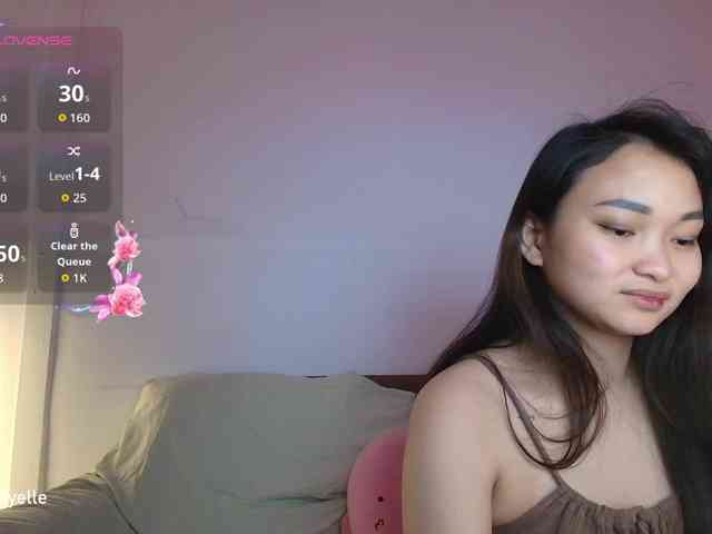 RozyElle webcam