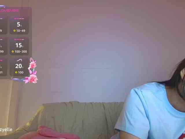 RozyElle webcam