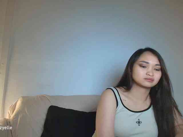 RozyElle webcam
