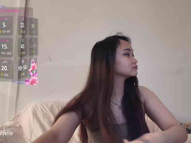 RozyElle webcam