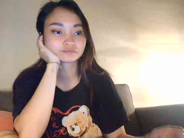 RozyElle webcam