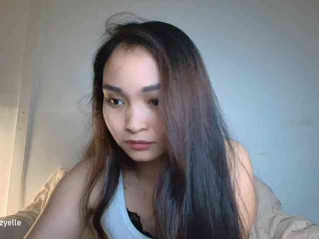RozyElle webcam