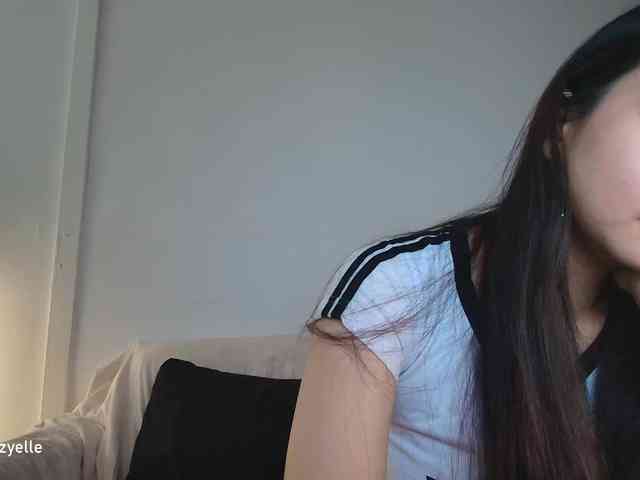 RozyElle webcam