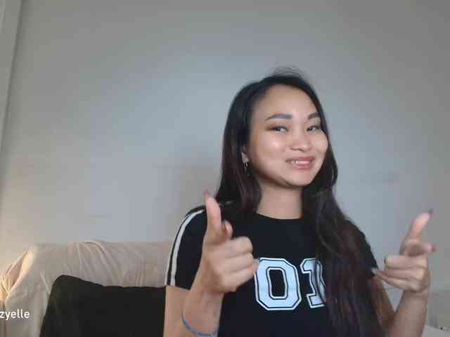 RozyElle webcam