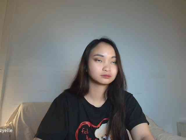 RozyElle webcam