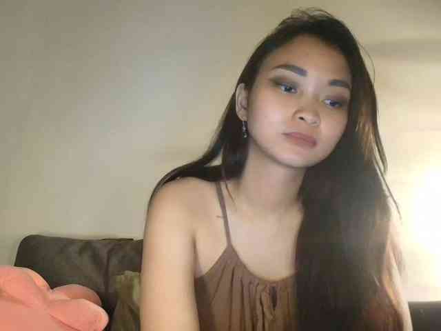 RozyElle webcam