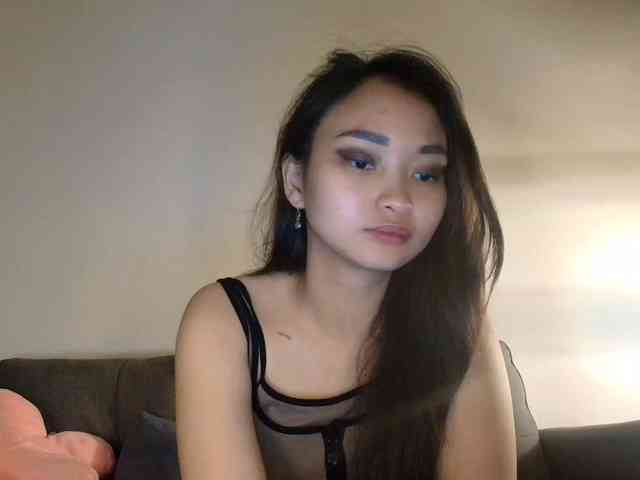 RozyElle webcam