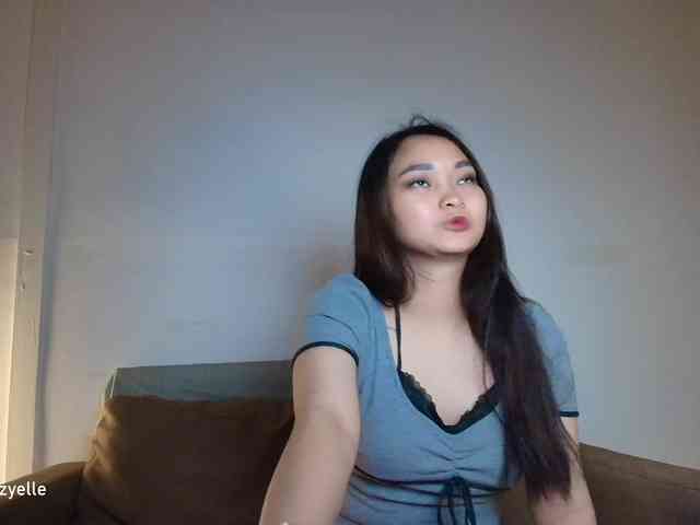 RozyElle webcam