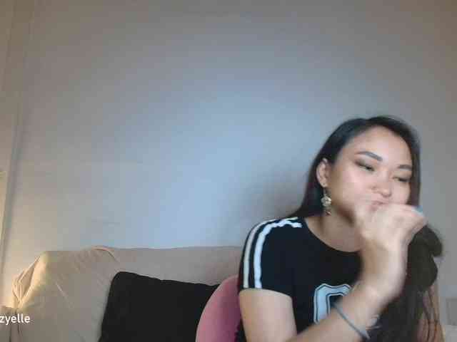 RozyElle webcam