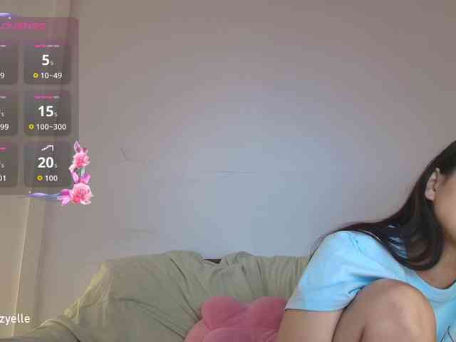 RozyElle webcam