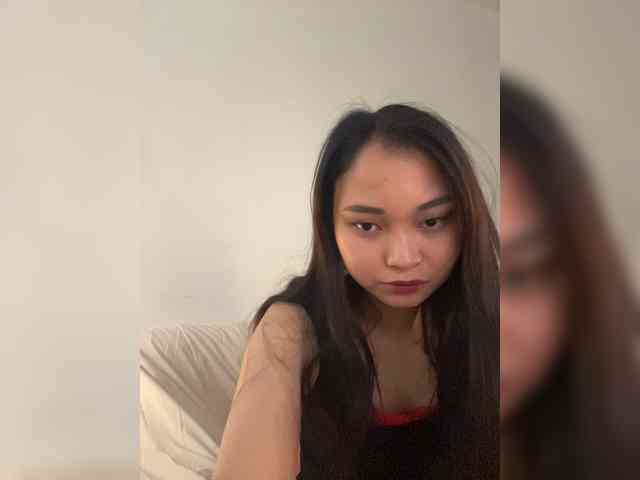 RozyElle webcam