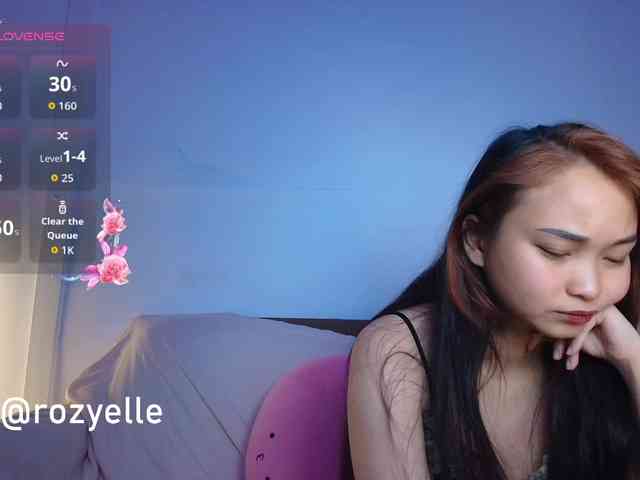 RozyElle webcam