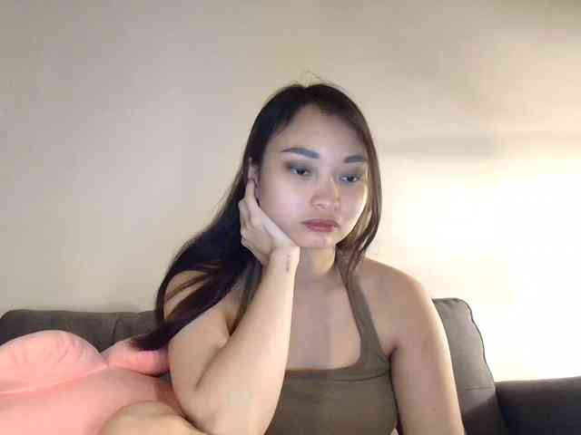 RozyElle webcam