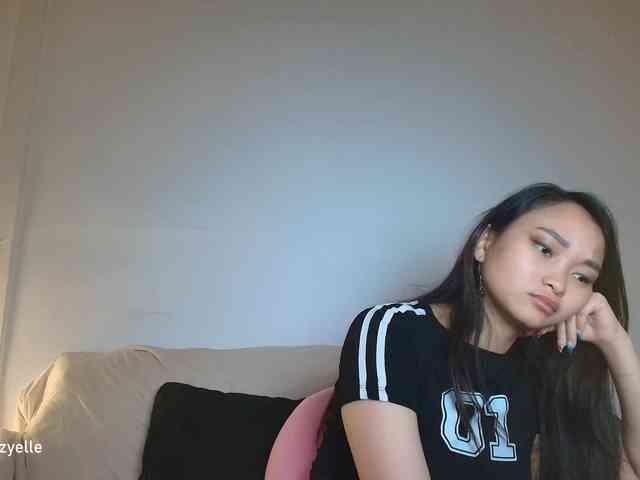 RozyElle webcam