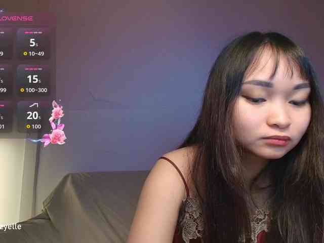 RozyElle webcam