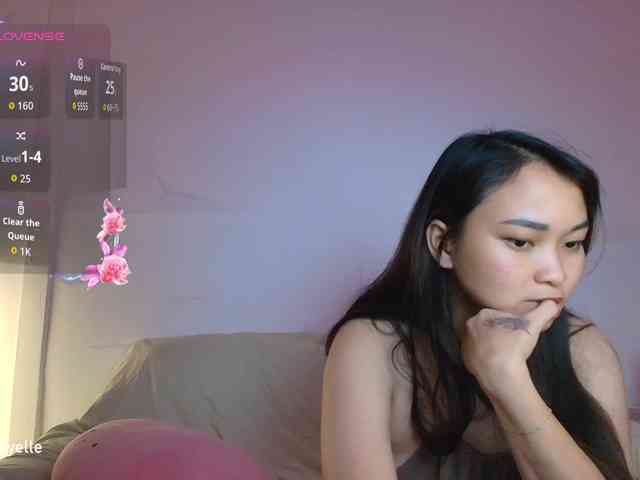 RozyElle webcam