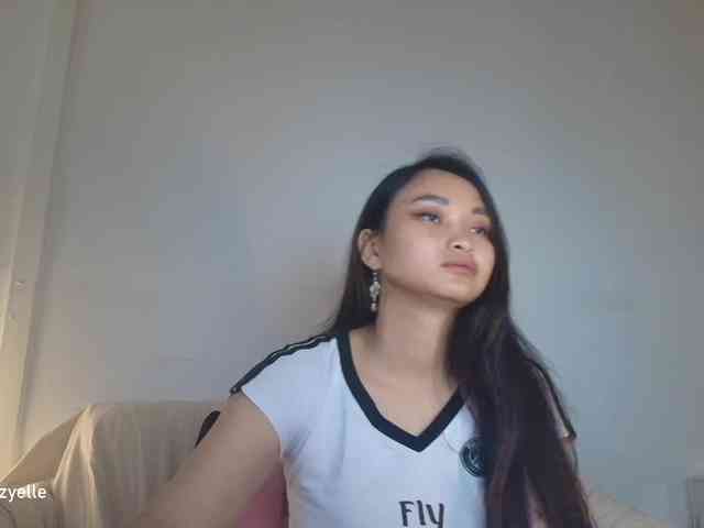 RozyElle webcam