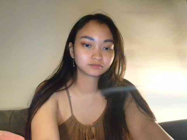 RozyElle webcam