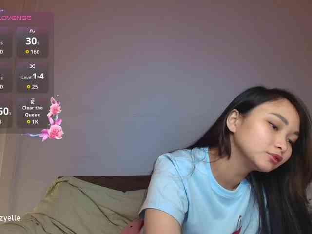 RozyElle webcam