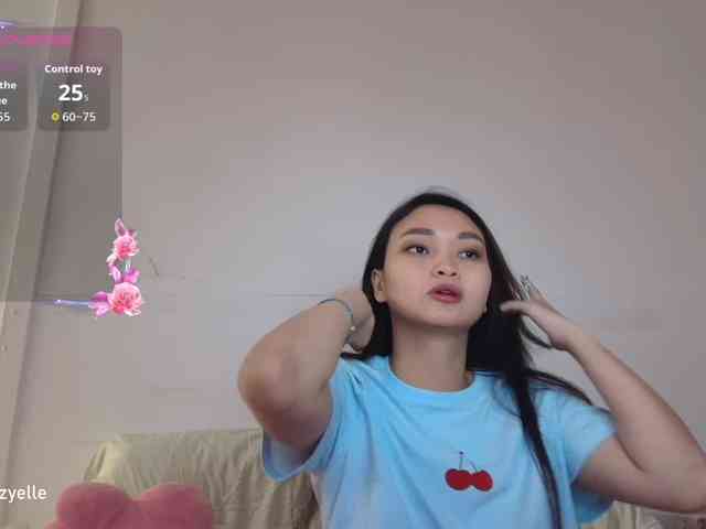 RozyElle webcam