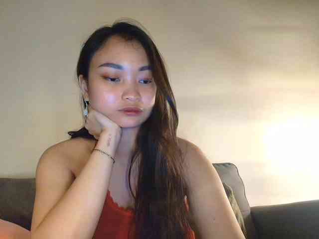 RozyElle webcam