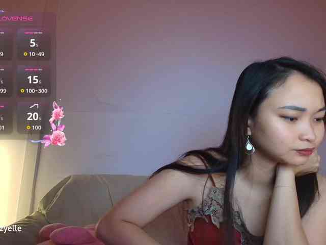 RozyElle webcam