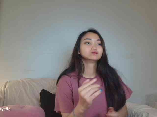 RozyElle webcam