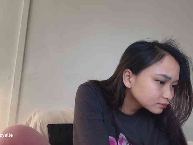 RozyElle webcam