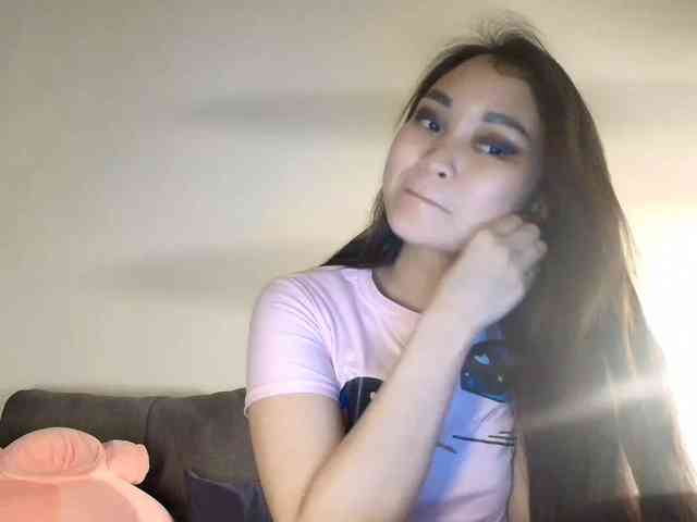 RozyElle webcam