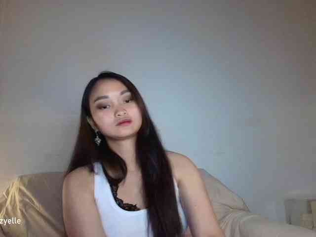 RozyElle webcam