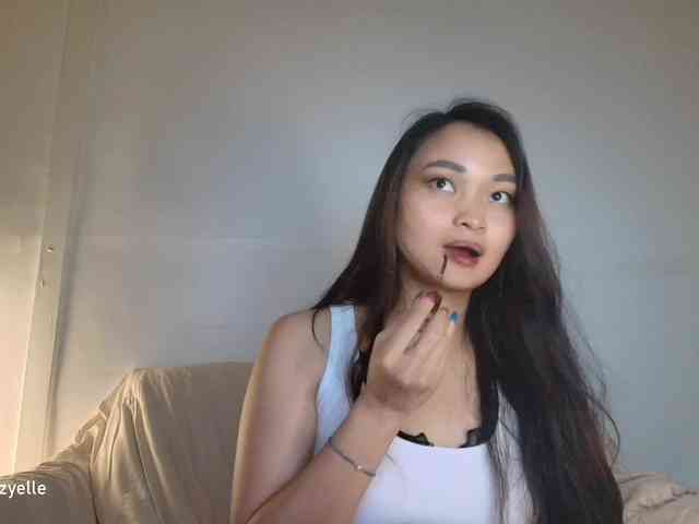 RozyElle webcam