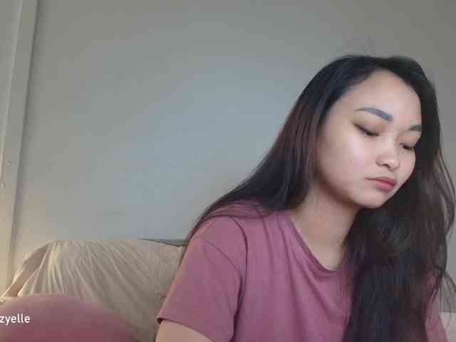RozyElle webcam